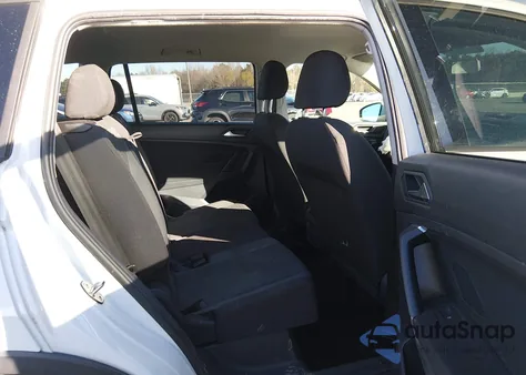 2019 Volkswagen Tiguan 2.0T S из США, поврежденный, VIN 3VV1B7AX4KM120467